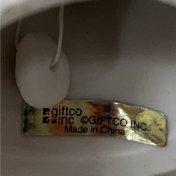 Giftco Bisque Porcelain Kissing Green Angel Bell Figurine Christmas Ornament - Picture 7 of 7